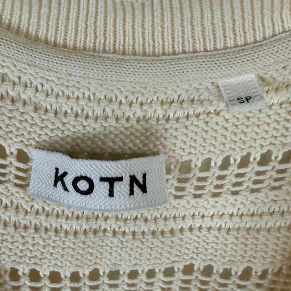 KOTN Acacia Knit cropped cream Vest size small - Picture 9 of 10